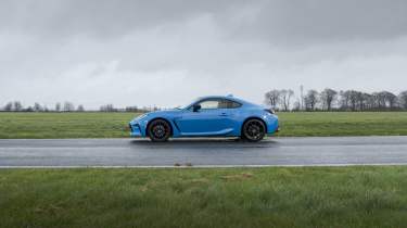 Toyota GR86 v BBR Mazda MX-5